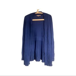 WHITE BLACK HOUSE MARKET